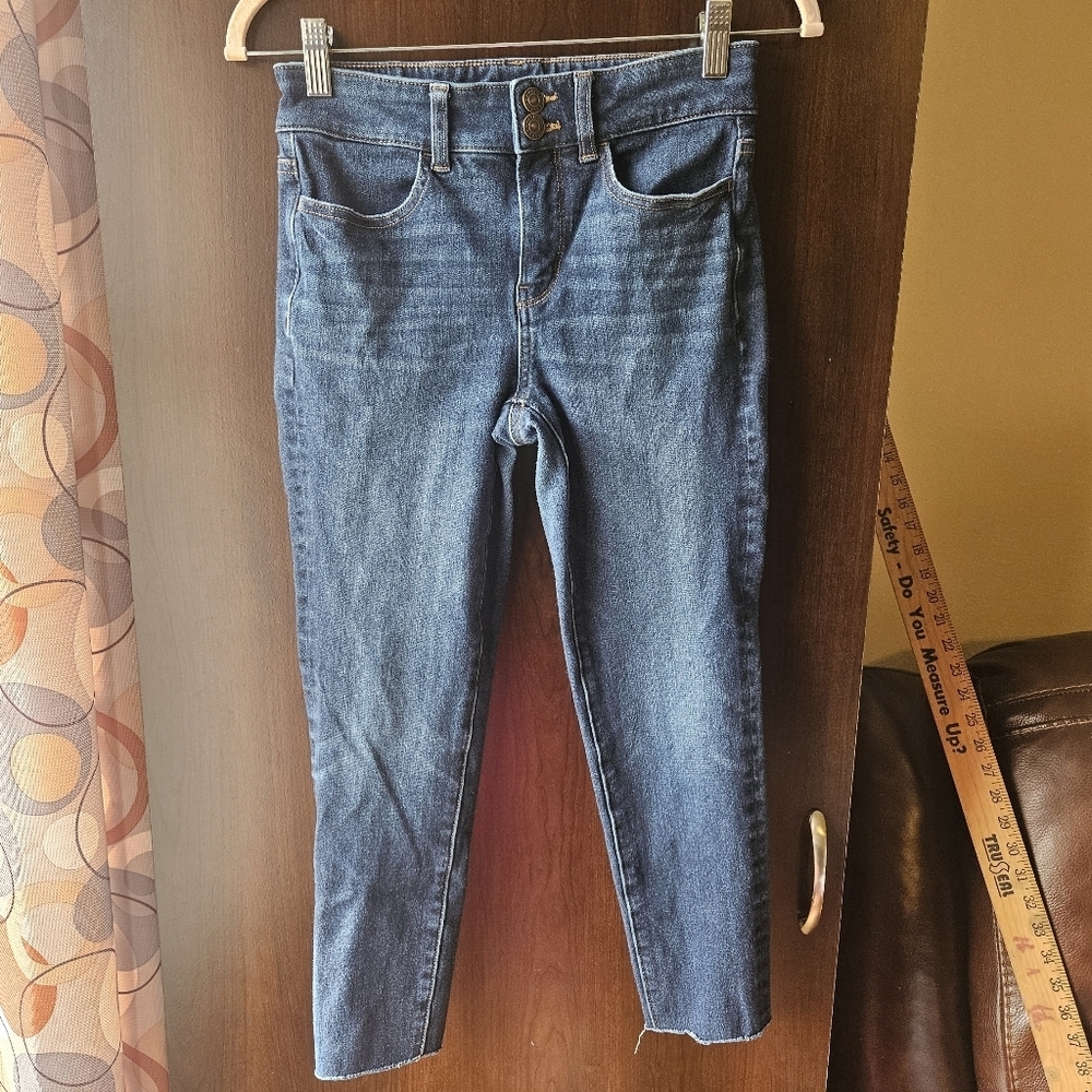 American Eagle Outfitters Blue Ankle Jeans